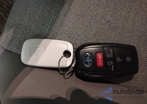 2024 Toyota Sienna Le from USA, damaged, VIN 5TDBSKFCXRS115893